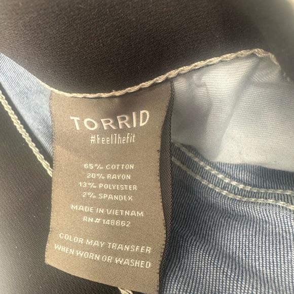 torrid Light Wash Straight Leg ankle Jeans high rise - Picture 7 of 16